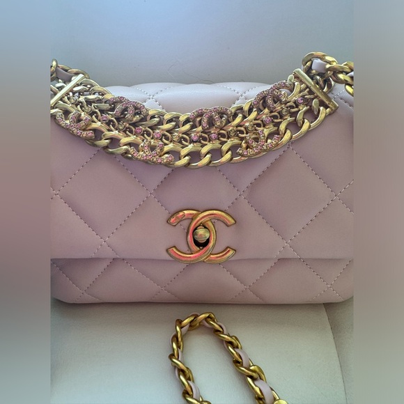 NEW CHANEL make up Crossbody - Picture 11 of 13